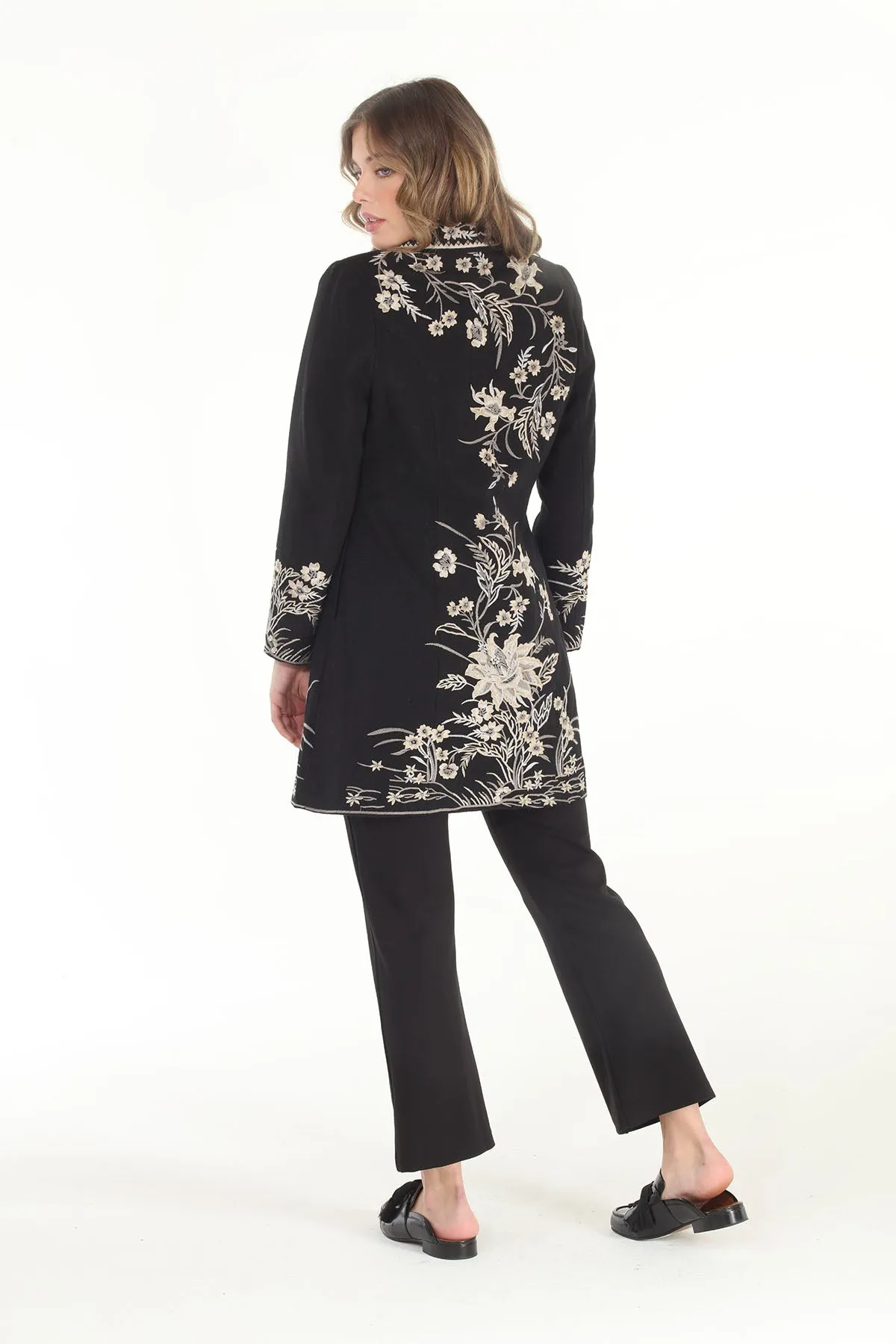 3551-MAJ Embroidered Coat