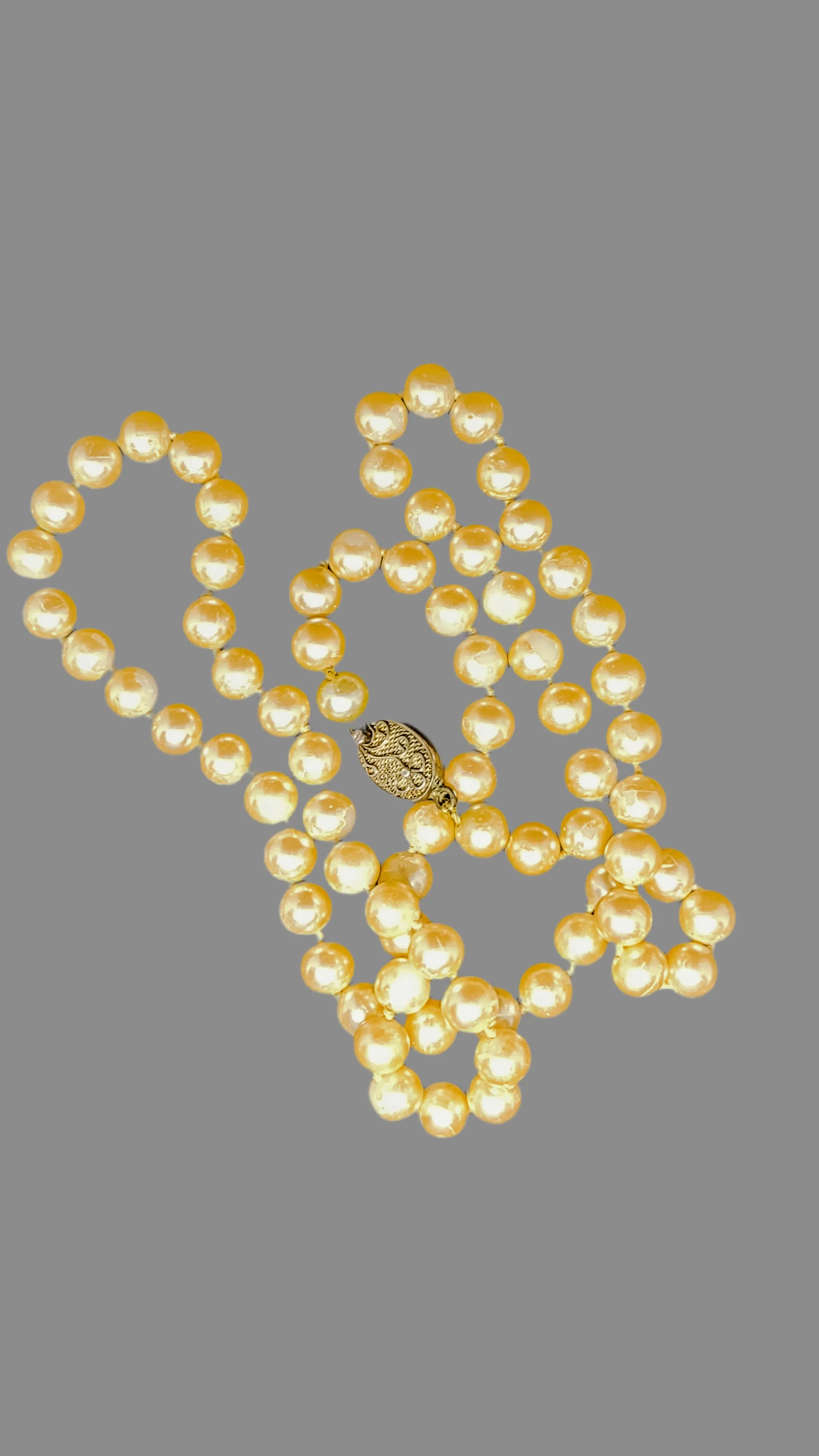 Costume Pearl Strand Necklace 24"